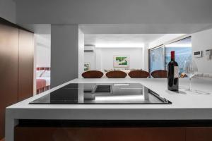 Luxury stay with garden, US embassy