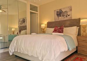 11 Gordonia- 2 En-suite Bedrooms, Beach access & Great location