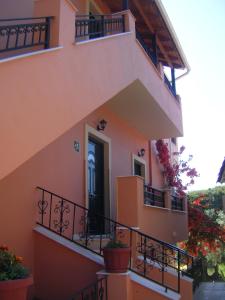 Family Apartment with Partial Sea View