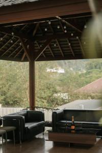 Tropical Bliss Villa by The Feelas