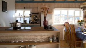 Northen Lights Cabin, Riverside, Mountain view