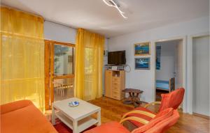 3 Bedroom Stunning Home In Crikvenica