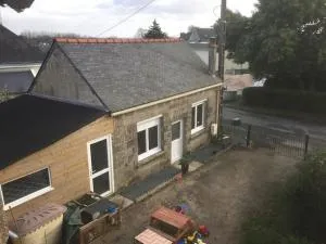 Detached cottage on the edge of town - Remungol