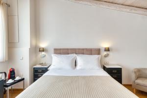 Superior Double Room With Castle View room in Isioni Pension
