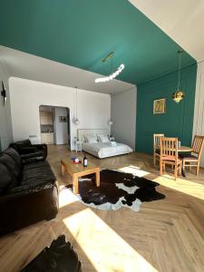 Oyster Flat Victoriei