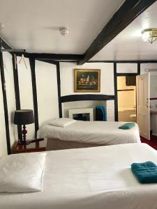 The Kings Lodge Hotel