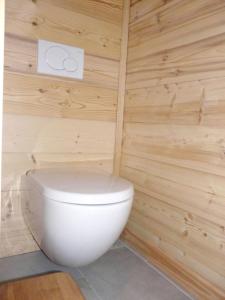 Chalets Chalet de 4 chambres avec sauna balcon amenage et wifi a Les Belleville a 2 km des pistes : photos des chambres