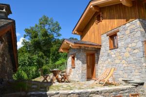 Chalets Chalet de 4 chambres avec sauna balcon amenage et wifi a Les Belleville a 2 km des pistes : photos des chambres