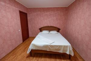 вулиця Митницька 55