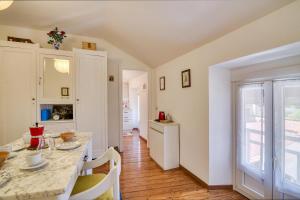 Piccolo Mondo Antico Stunning View - Happy Rentals