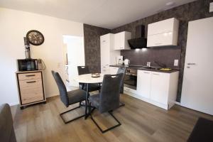 KOMPASSROSE - Flaschenpost