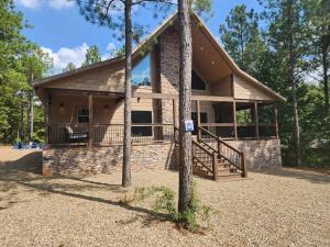 Peak A Boo Pines with Game Loft Hot Tub Fireplaces and More
