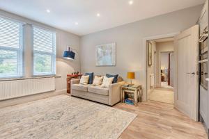 Beach Walk Southbourne SOBO Beach Sleeps 4