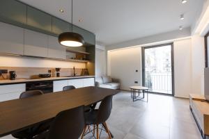 Studio wking size bed near the Heart of Kalamata