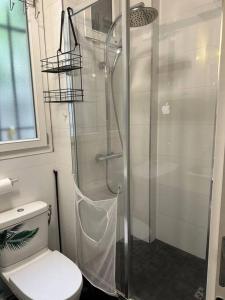 Charmant 3 pièces Champs-Elysées, Ternes, Porte Maillot, 17ème