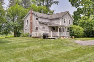 Peaceful Upstate New York Home with Yard and Fire Pit!
