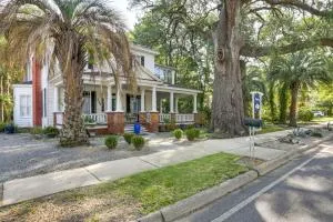 Charming Thomasville Getaway Walk to Downtown! - Thomasville