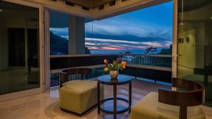 Boca de Tomatlán Ocean Frontage Boutique Hotel