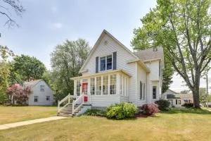 Charming Chesterton Home with Idyllic Location! - Chesterton