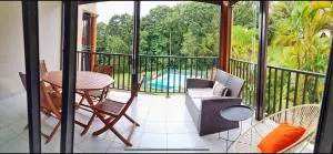 Appartement cosy dans résidence avec piscine - Cluny