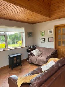 Spacious Countryside 4BD House!