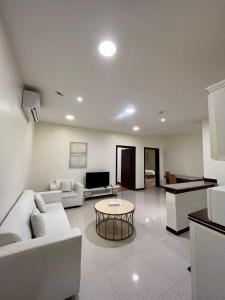 شقق ركن داري للشقق المخدومة