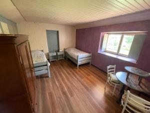 Maisons de vacances Espace Famille Montmillon : photos des chambres