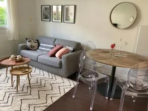 50 m2 T2 au calme, lumineux, confortable, cosy, climatisé, privatif avec parking gratuit et terrasse - Quint-Fonsegrives