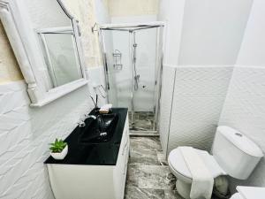 COFFEE LOFT - Grand Master Palace