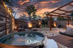 Romantic Tiny Luxury Retreat w sauna, heated pool n outdoor shower in Wimberley 10 acres - Driftwood