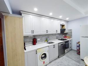 Manolyam suit 5 .1+1