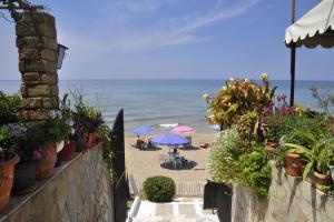 Dandidis Seaside Pension Corfu Greece