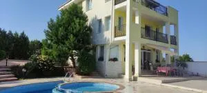 Villa Byala Grape House - Kuru Kʼoy