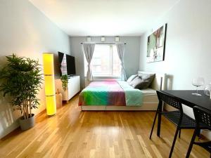 Moon apartment near the Centre ! Free parking available !