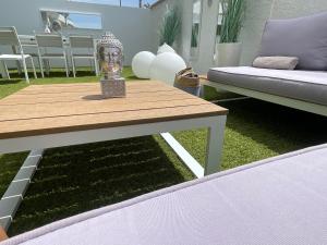 Luxury Avilla Las Olas - swimming pool 85m long - garage