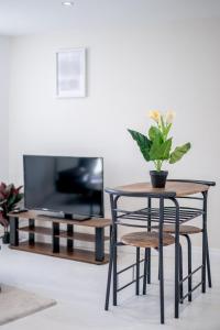 Modern Studio Apartment Kings Lynn