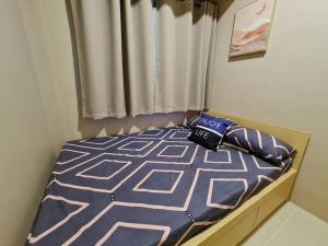 Chic 2 Bedroom EDSA APT with Balcony