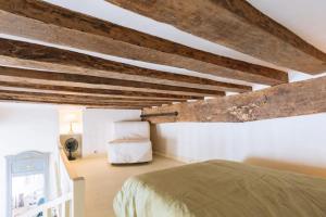 Centrally located duplex Notre Dame