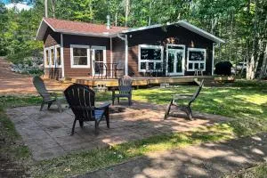 Pair-a-Docks Landing - Phillips