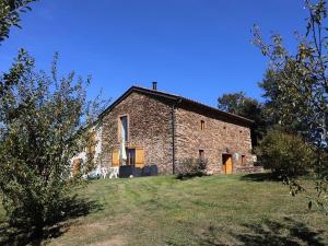 Maisons de vacances Gite Anglards-de-Saint-Flour, 5 pieces, 6 personnes - FR-1-742-99 : photos des chambres