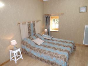 Maisons de vacances Gite Anglards-de-Saint-Flour, 5 pieces, 6 personnes - FR-1-742-99 : photos des chambres