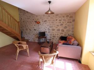 Maisons de vacances Gite Senezergues, 3 pieces, 4 personnes - FR-1-742-115 : photos des chambres