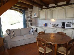 Maisons de vacances Gite Crandelles, 2 pieces, 2 personnes - FR-1-742-88 : photos des chambres