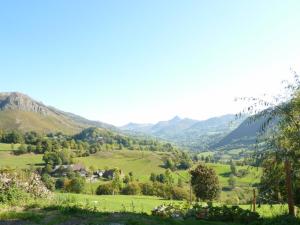 Maisons de vacances Gite Saint-Cirgues-de-Jordanne, 3 pieces, 4 personnes - FR-1-742-206 : photos des chambres