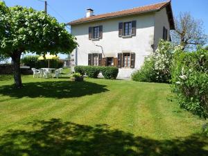 Maisons de vacances Gite Cros-de-Montvert, 3 pieces, 5 personnes - FR-1-742-232 : photos des chambres