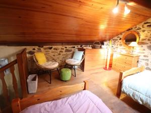 Maisons de vacances Gite Maurs, 3 pieces, 4 personnes - FR-1-742-382 : photos des chambres