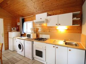 Maisons de vacances Gite Arnac, 3 pieces, 5 personnes - FR-1-742-493 : photos des chambres