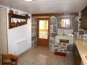 Maisons de vacances Gite Dienne, 3 pieces, 5 personnes - FR-1-742-458 : photos des chambres