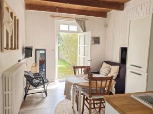 Maisons de vacances Petite maison charme Pleslin pres plages Dinard : photos des chambres