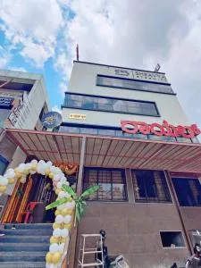 Hotel Royal Inn Lodge Dharwad - Tadas